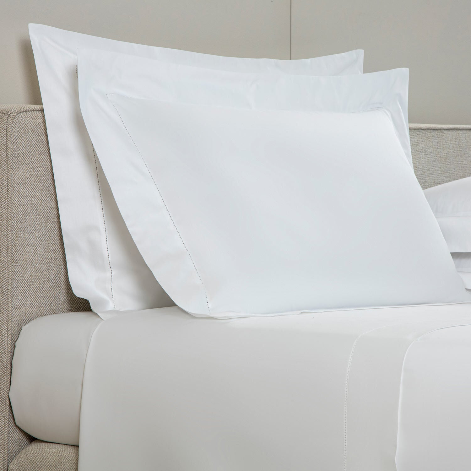 Single Ajour Pillowcase Sham