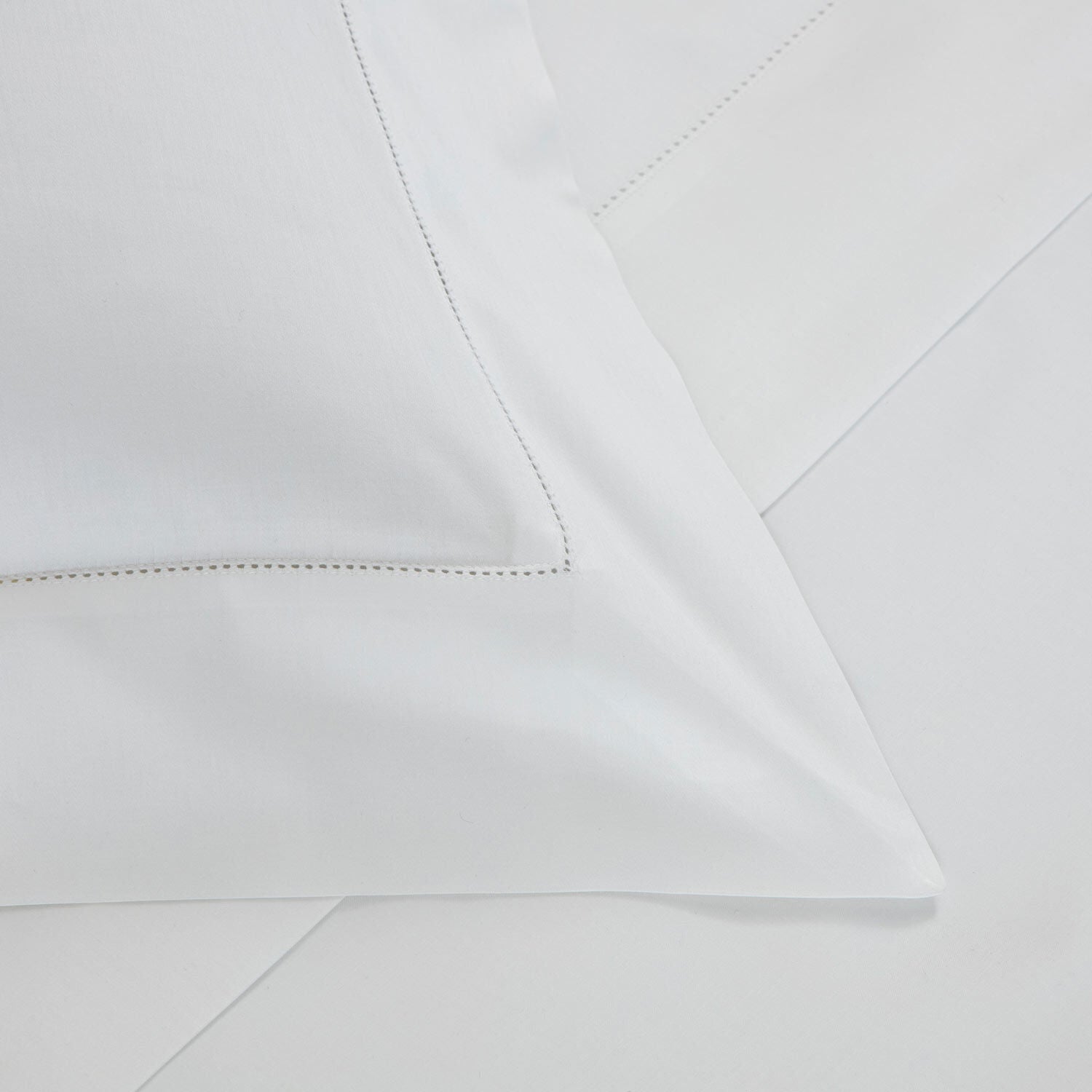 Single Ajour Pillowcase Sham