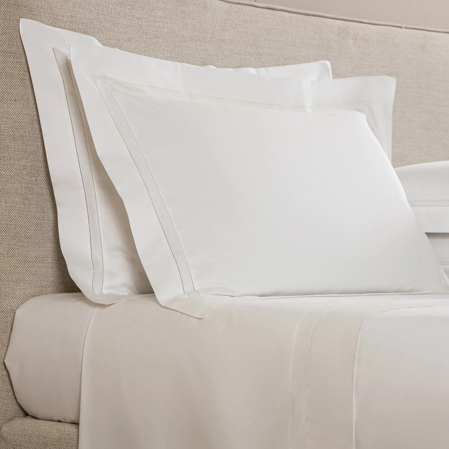 Doppio Ajour Pillowcase Sham