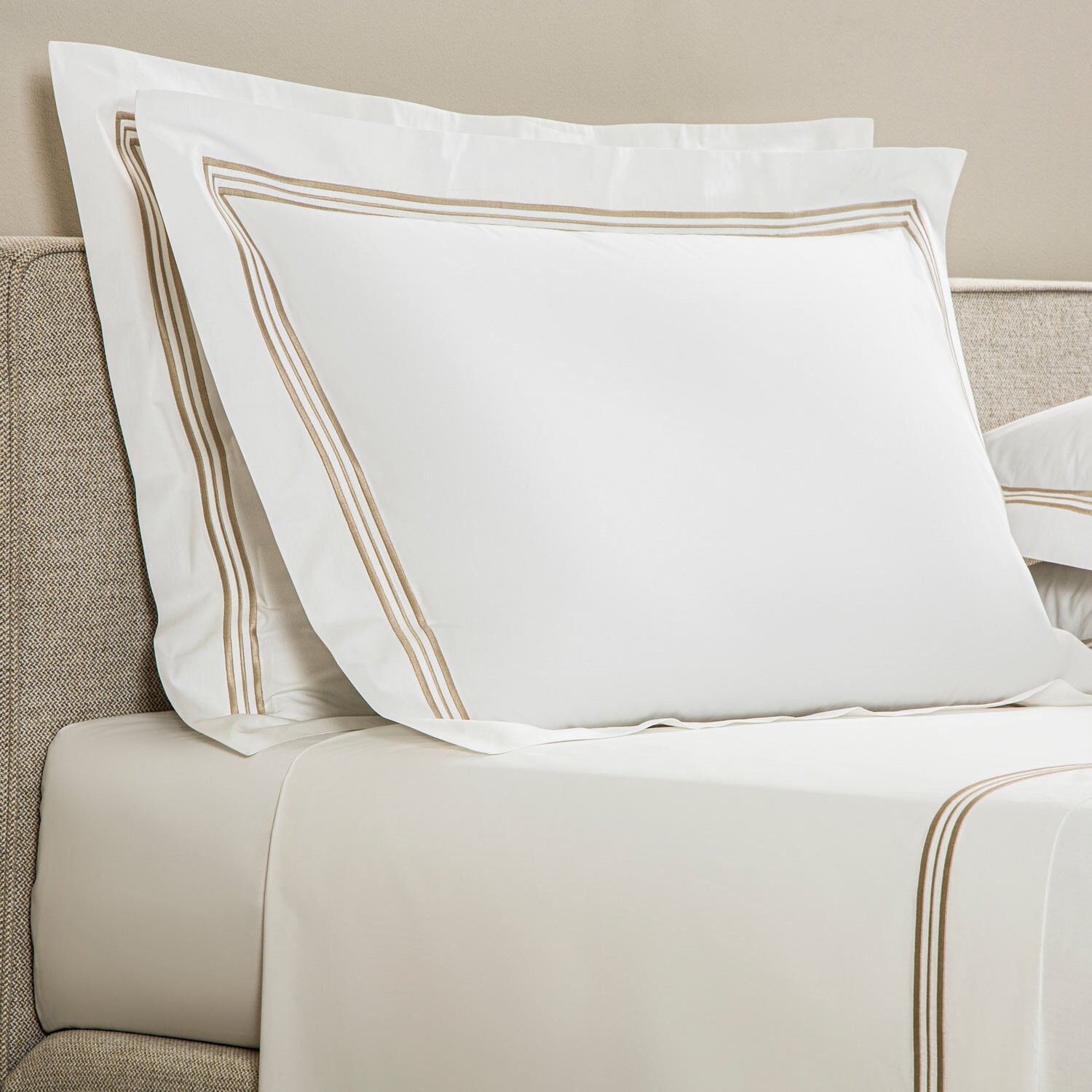 Triplo Bourdon Pillowcase Sham