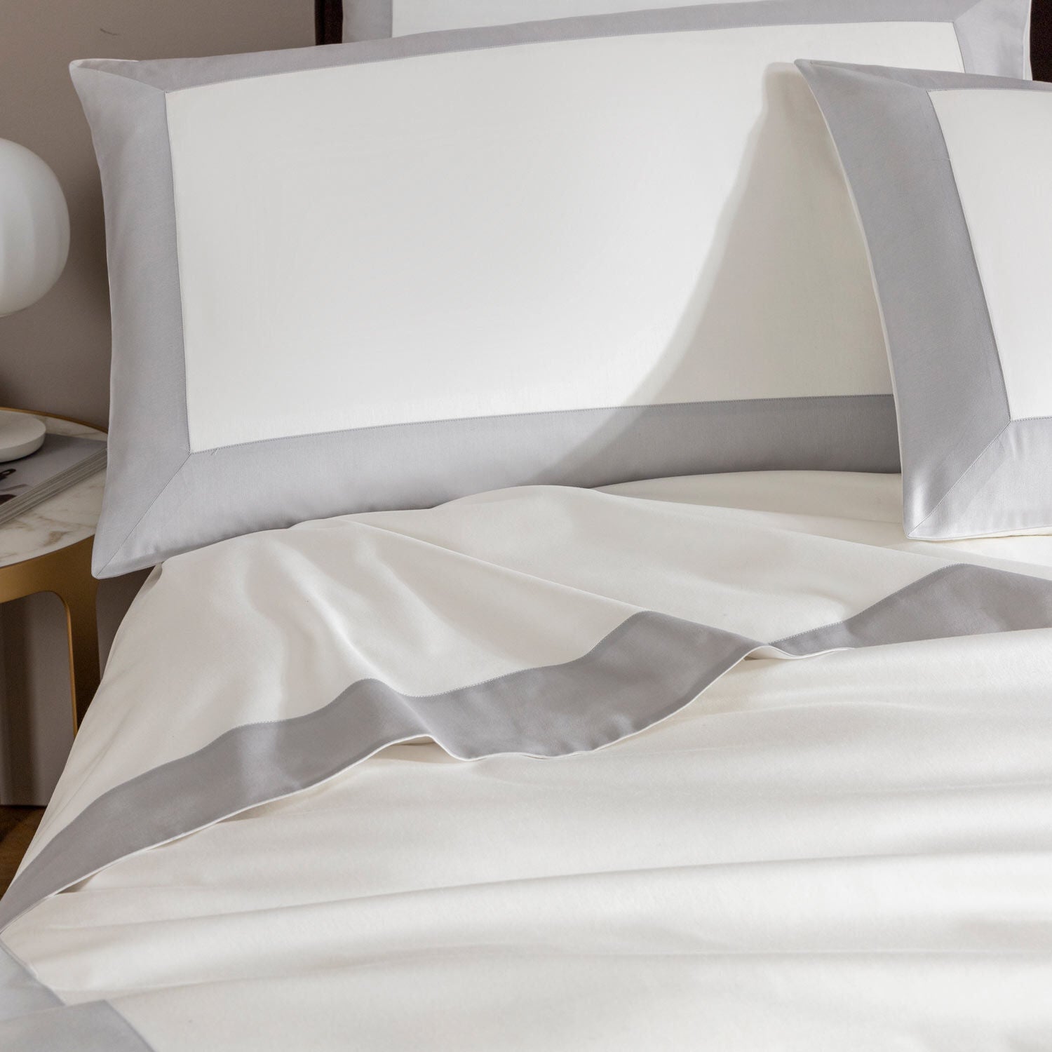 Bold Pillowcase