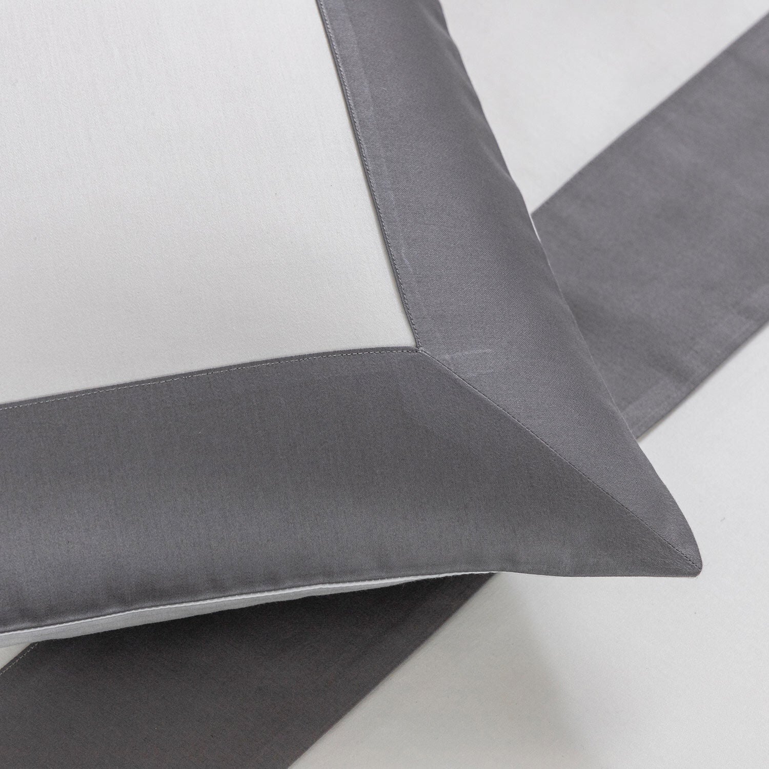 Bold Pillowcase