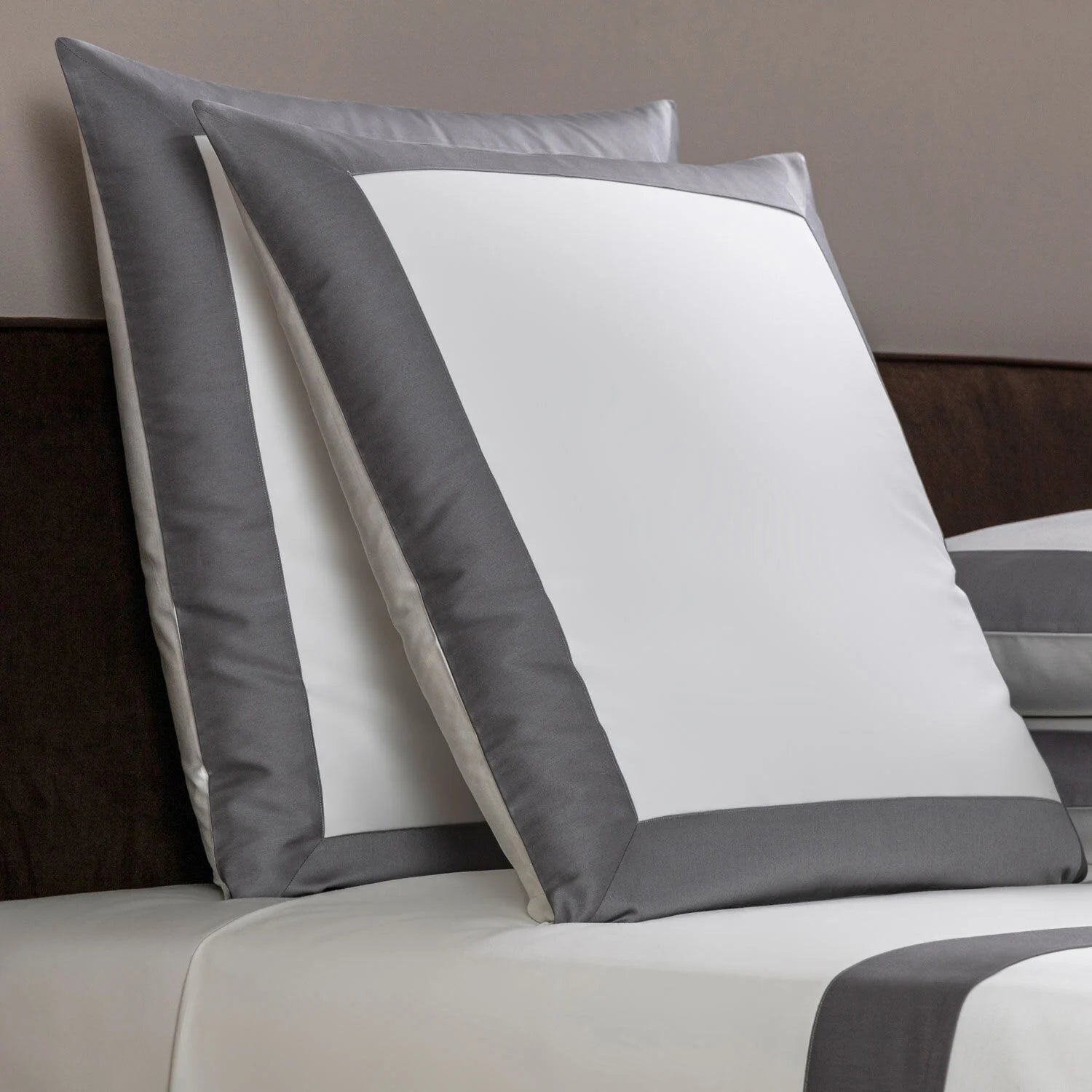 Bold Pillowcase