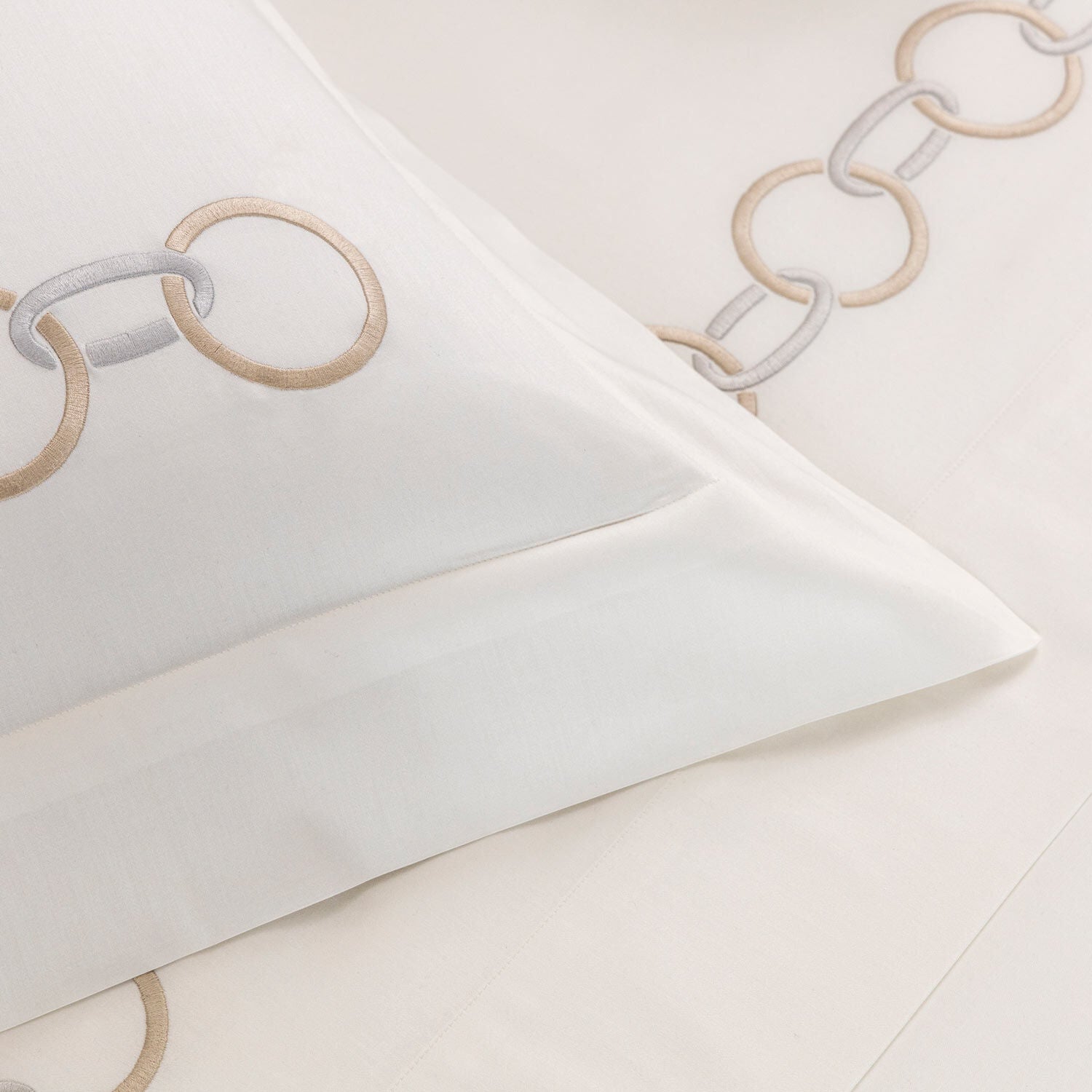 Links Embroidered Pillow Case Sham