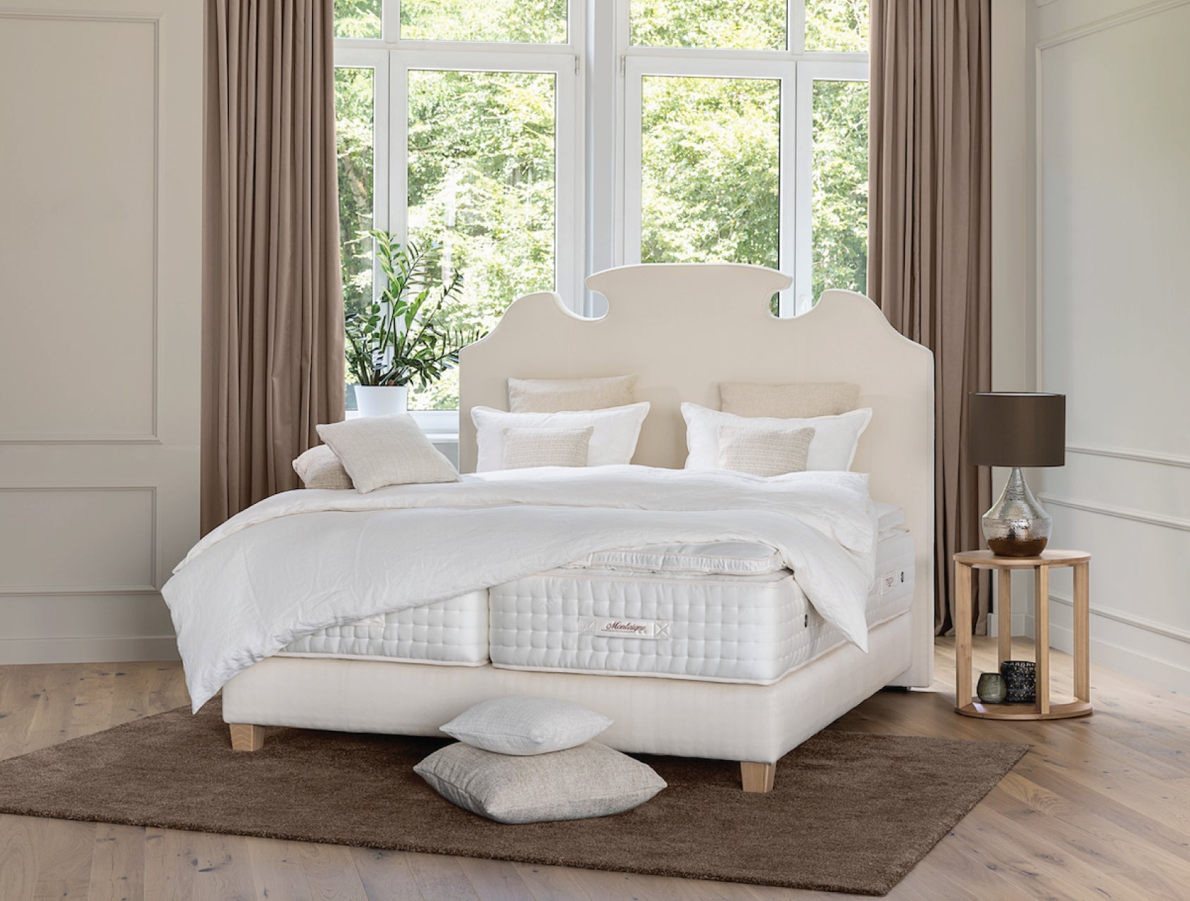 Luxury Bed Frame Review: What Matters Most