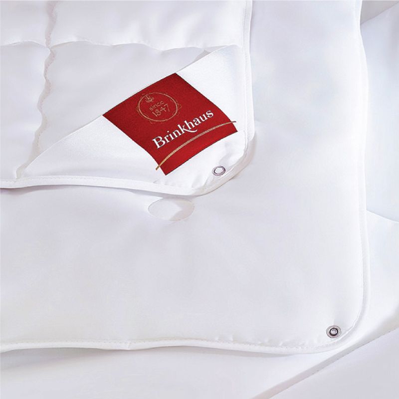 The New Bauschi Lux Light Duvet, 4.5 Tog Thermofill Fibre