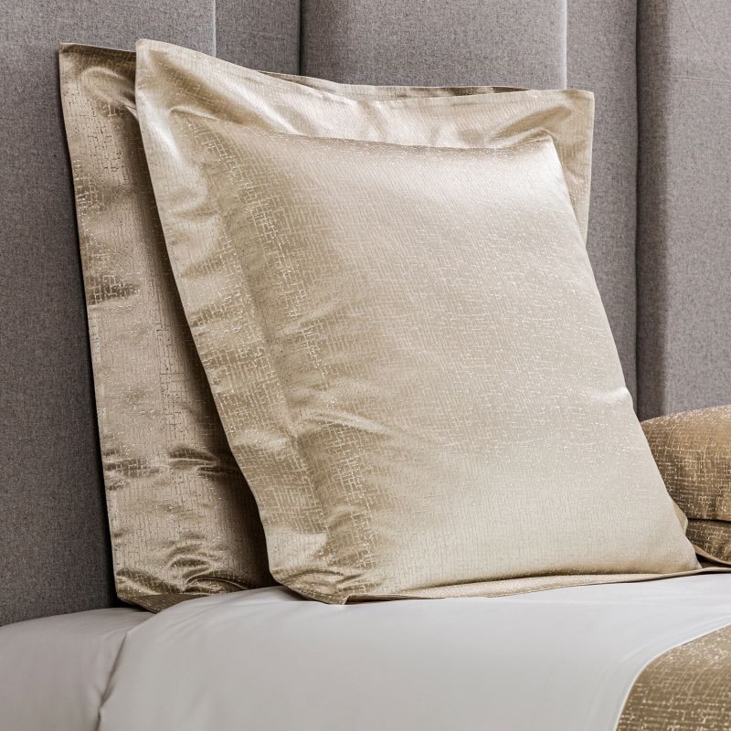 Luxury Glowing Weave Pillowcase Sham